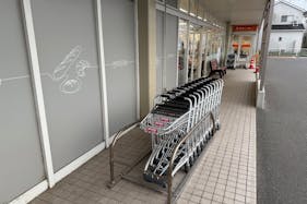 【ゆめマート 津屋崎】屋外軒先 物販のポップアップストアや販促プロモーションにおすすめな催事イベントスペース