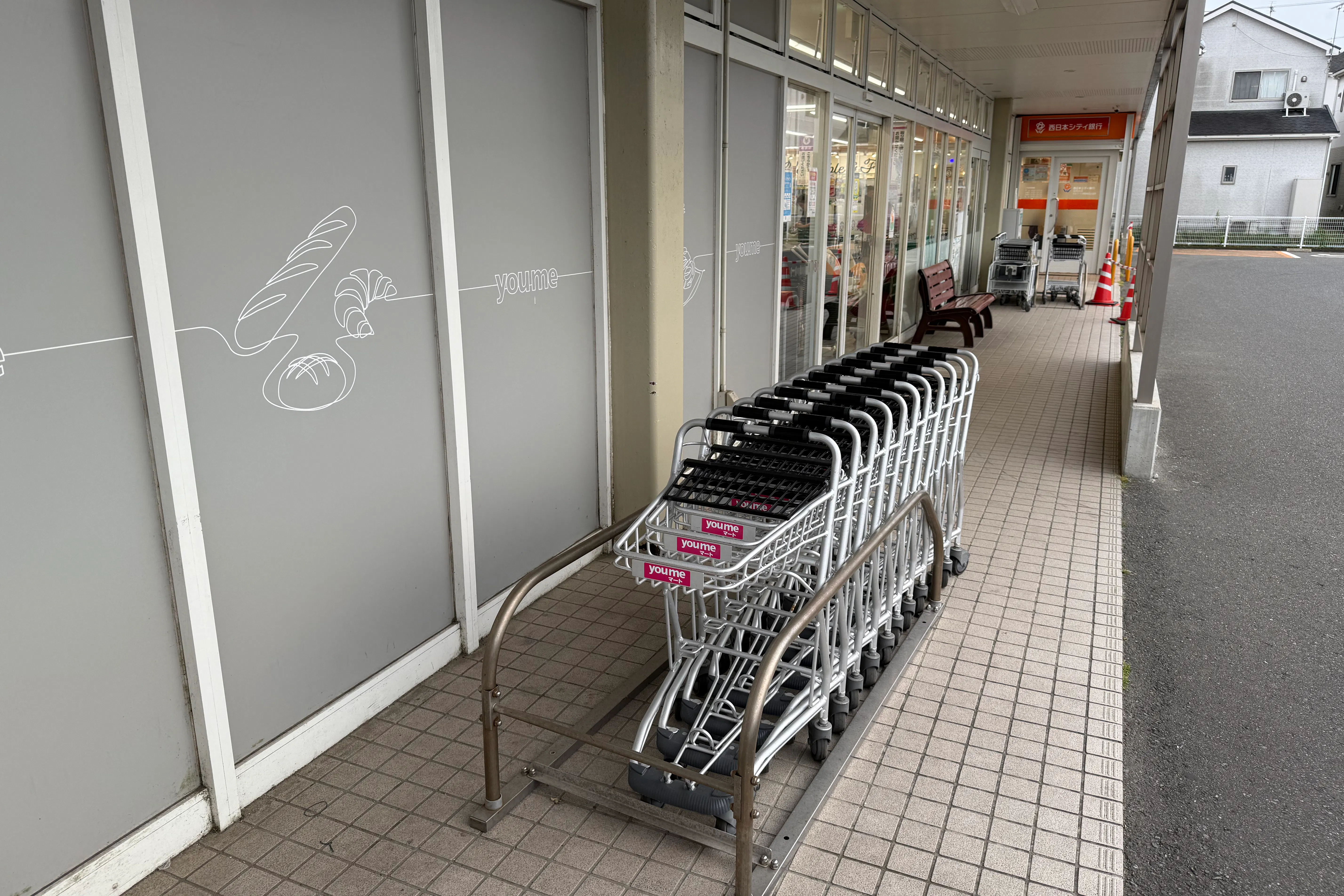 【ゆめマート 津屋崎】屋外軒先 物販のポップアップストアや販促プロモーションにおすすめな催事イベントスペース