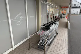 【ゆめマート 津屋崎】屋外軒先 物販のポップアップストアや販促プロモーションにおすすめな催事イベントスペース