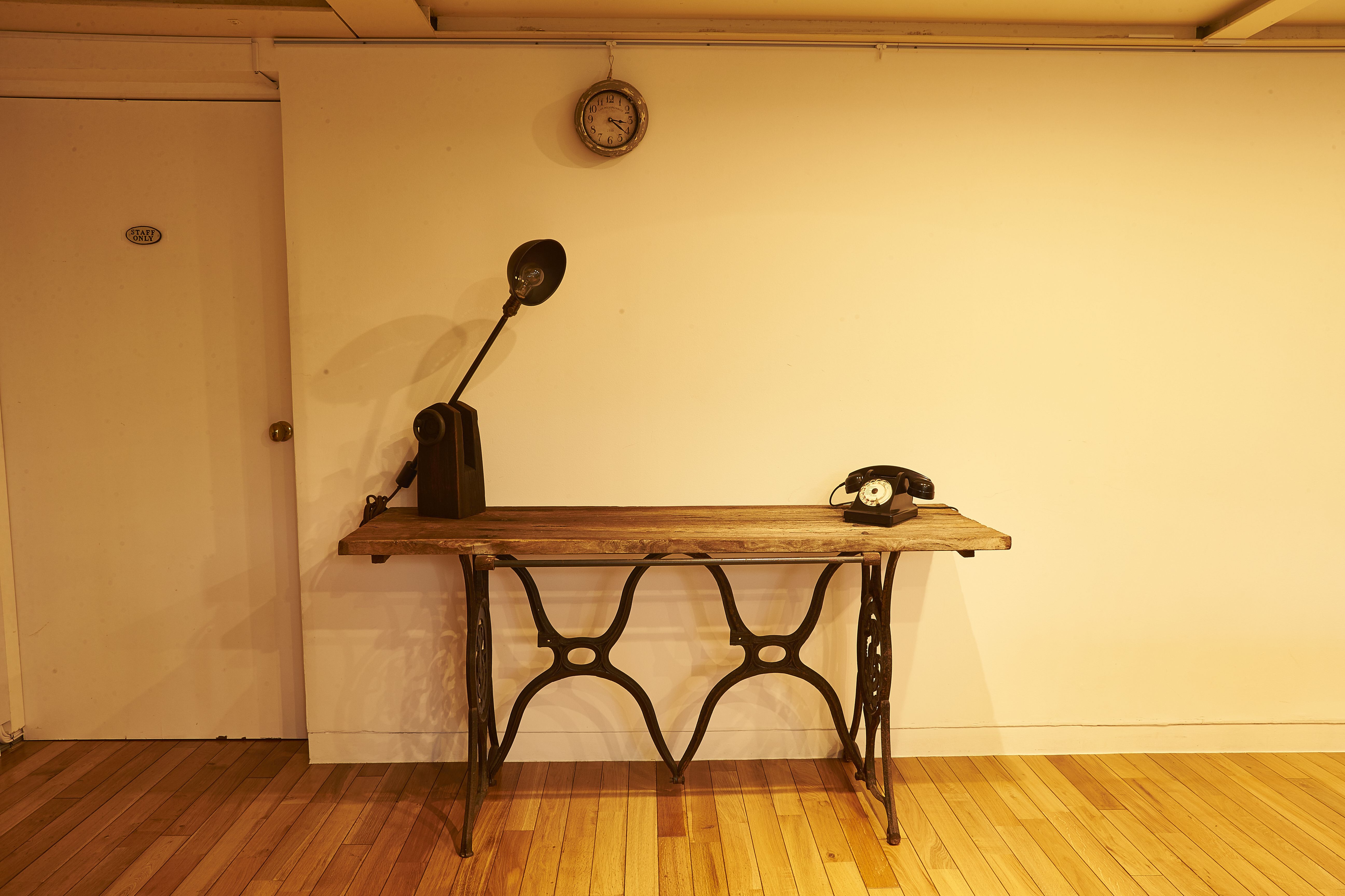 テーブル3(46×151×75)