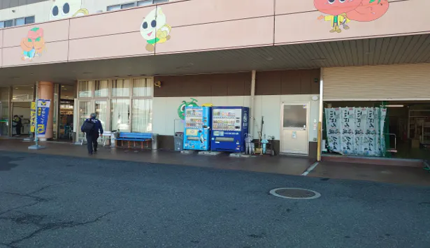 【Aコープ今津店】食物販や販促イベントに最適な軒下スペースの画像