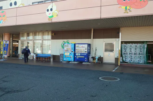 【Aコープ今津店】食物販や販促イベントに最適な軒下スペース