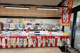 【Aコープハトマート山越店】食物販や販促イベントに最適な店内入口すぐのイベントスペース