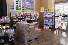 【サンデー釜石港町店】風除室 食物販やプロモーション等の出店に最適なホームセンター店内のイベントスペース