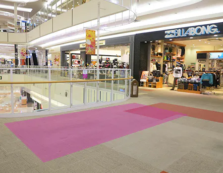 【イオンモール綾川*】２－Ｃブリッジ（ビラボン前）