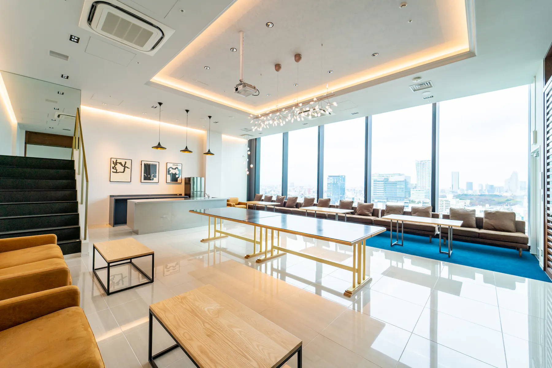 【渋谷駅直結】渋谷スクランブルスクエア｜スクランブル交差点を望む17Fのレンタルスペース・撮影スタジオ｜最大80名収容