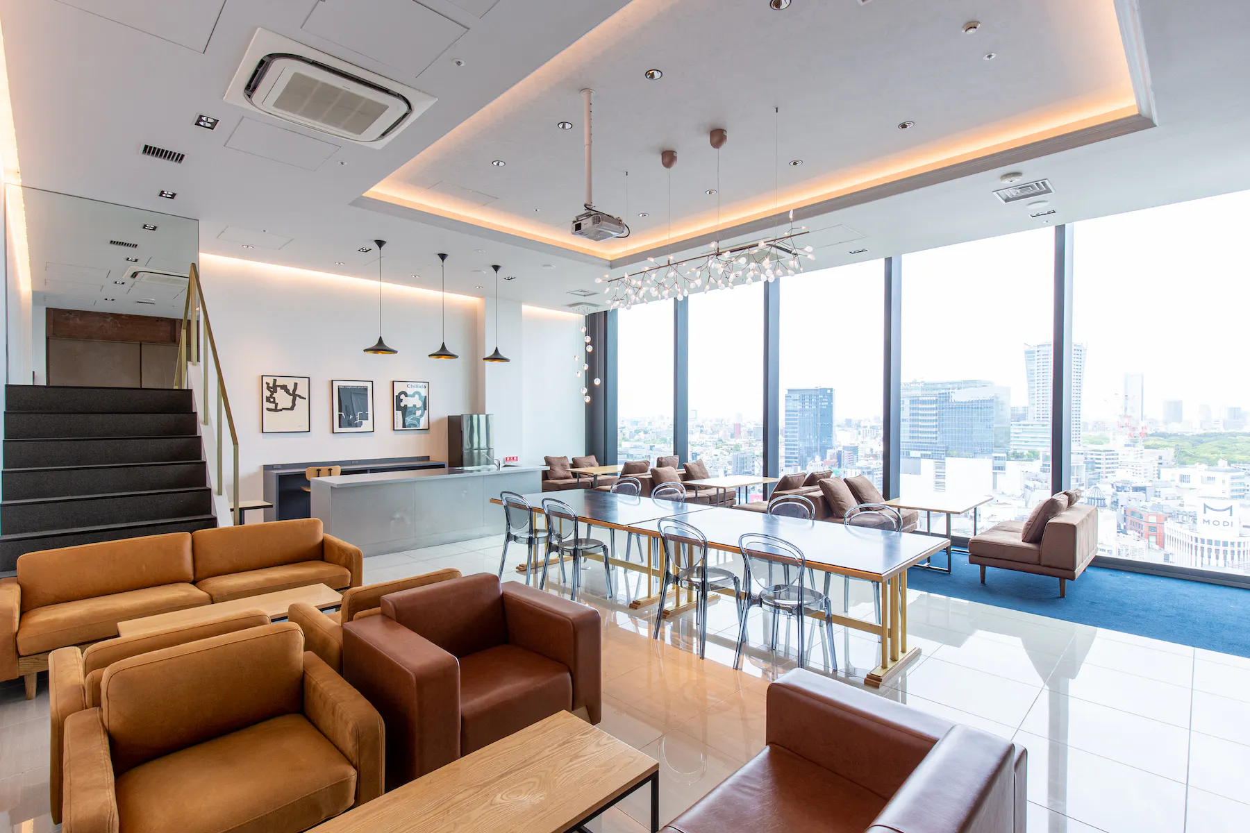 【渋谷駅直結】渋谷スクランブルスクエア｜スクランブル交差点を望む17Fのレンタルスペース・撮影スタジオ｜最大80名収容