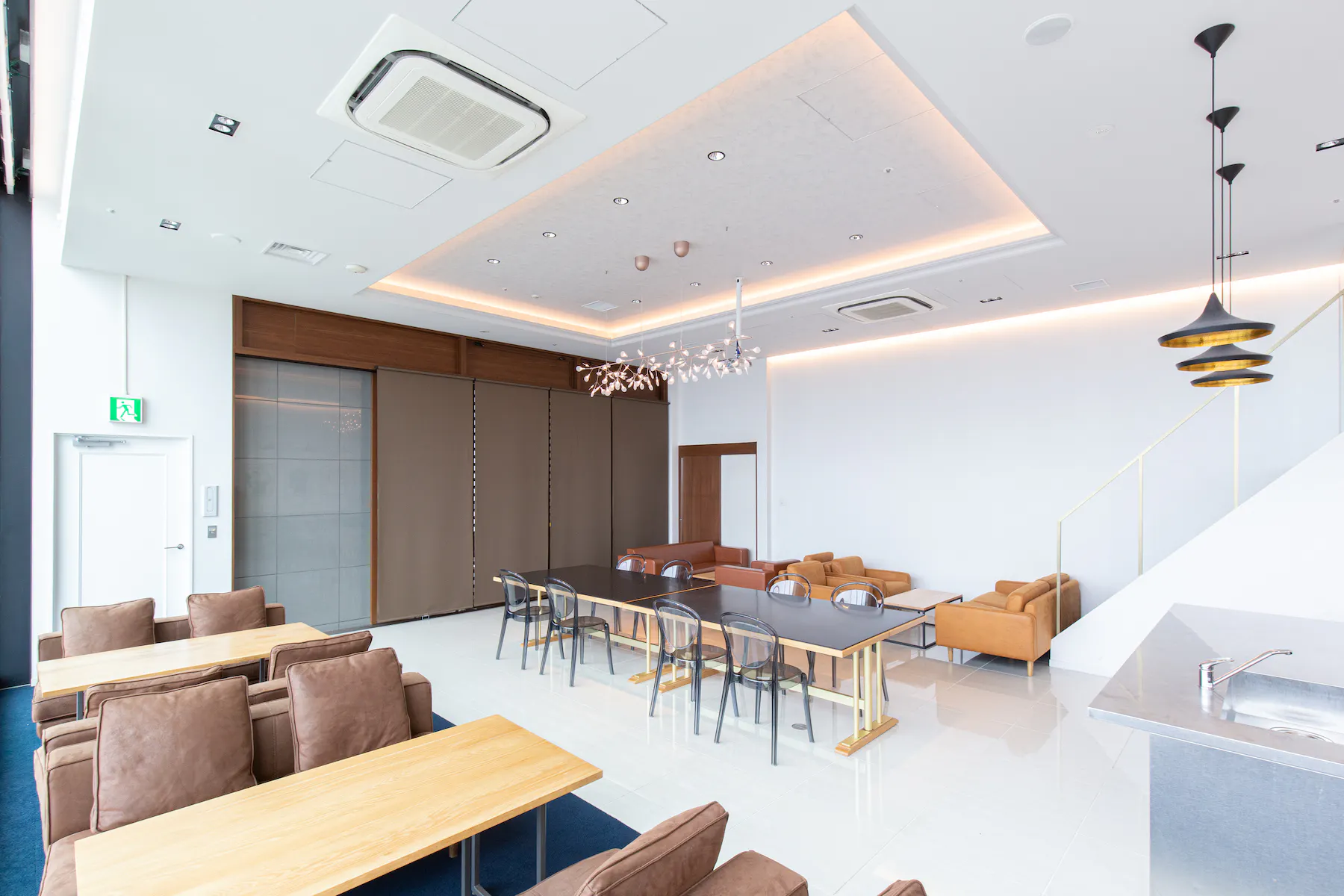 【渋谷駅直結】渋谷スクランブルスクエア｜スクランブル交差点を望む17Fのレンタルスペース・撮影スタジオ｜最大80名収容