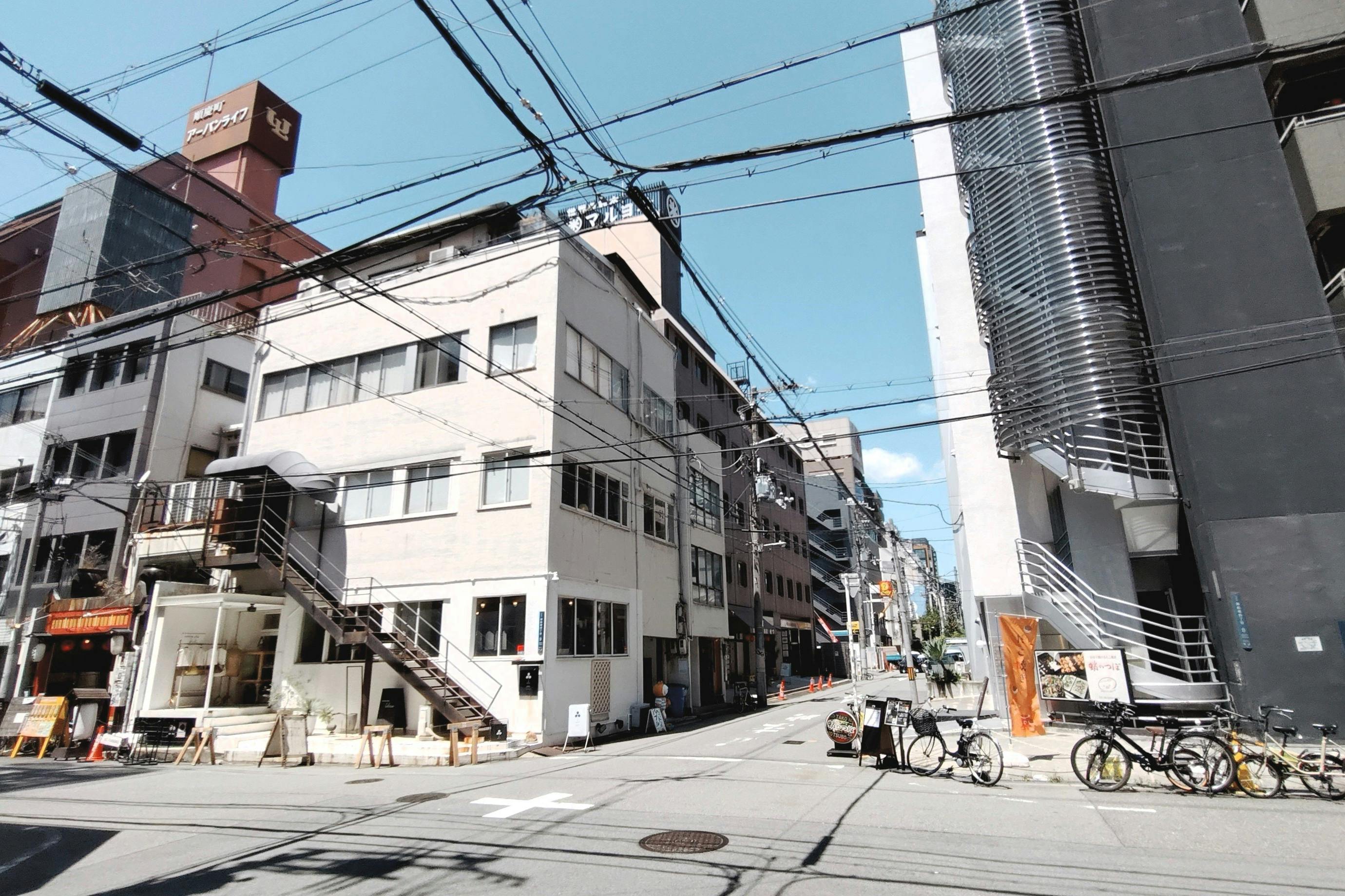 【心斎橋駅・本町駅5分】ポップアップストアや展示販売会、個展・グループ展等のアート展示に最適な路面店・ギャラリースペース