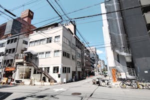 【心斎橋駅・本町駅5分】ポップアップストアや展示販売会、個展・グループ展等のアート展示に最適な路面店・ギャラリースペース