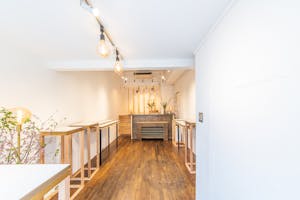 【心斎橋駅・本町駅5分】ポップアップストアや展示販売会、個展・グループ展等のアート展示に最適な路面店・ギャラリースペース