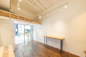 【心斎橋駅・本町駅5分】ポップアップストアや展示販売会、個展・グループ展等のアート展示に最適な路面店・ギャラリースペース