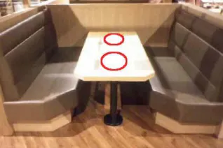 【イオンモール常滑】モール内広告 フードコートテーブルシール