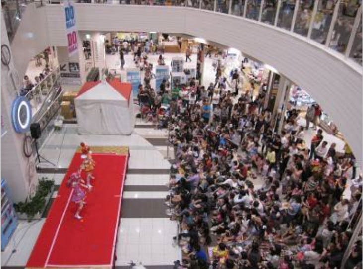 【イオンモール新瑞橋】1FセントラルコートA(南側）