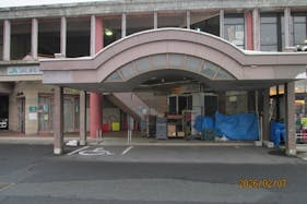 【Aコープよこた店】食物販や販促イベントに最適な店頭アーケード下スペース