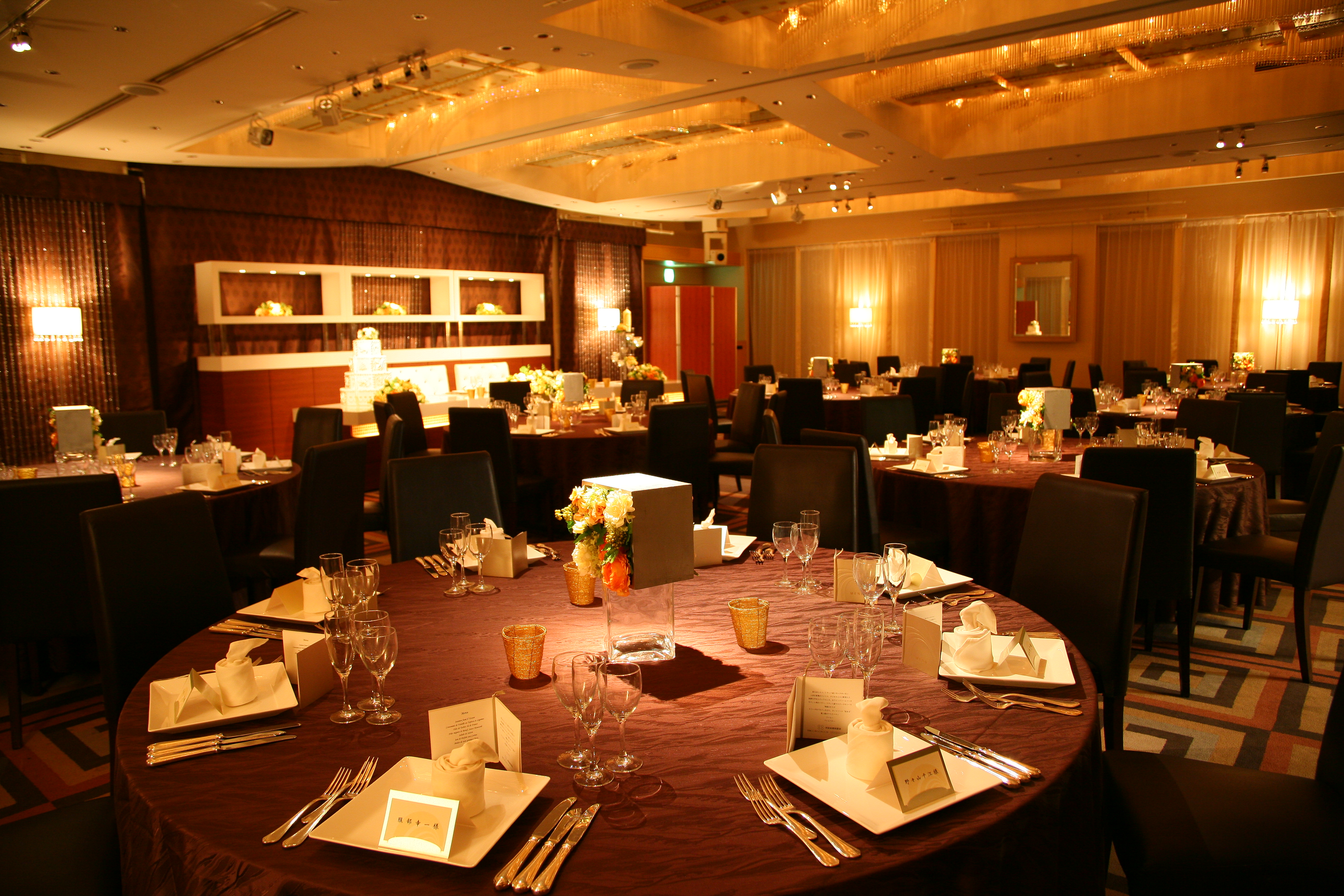 【薬院大通駅（動植物園口）3分】セミナーや展示会に活用できるエレガントなイベントスペース