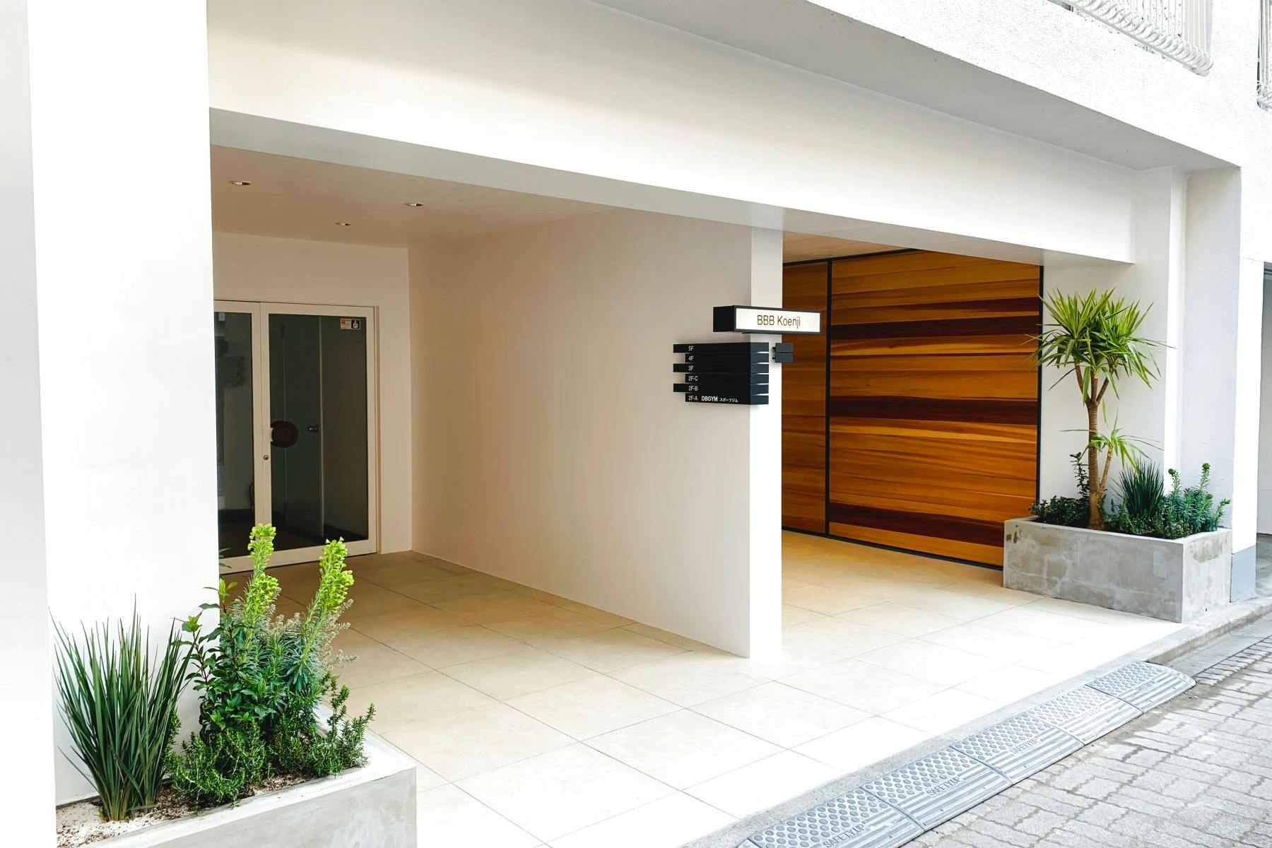 【高円寺駅2分】アパレルのセール販売や個展に適した路面スペース