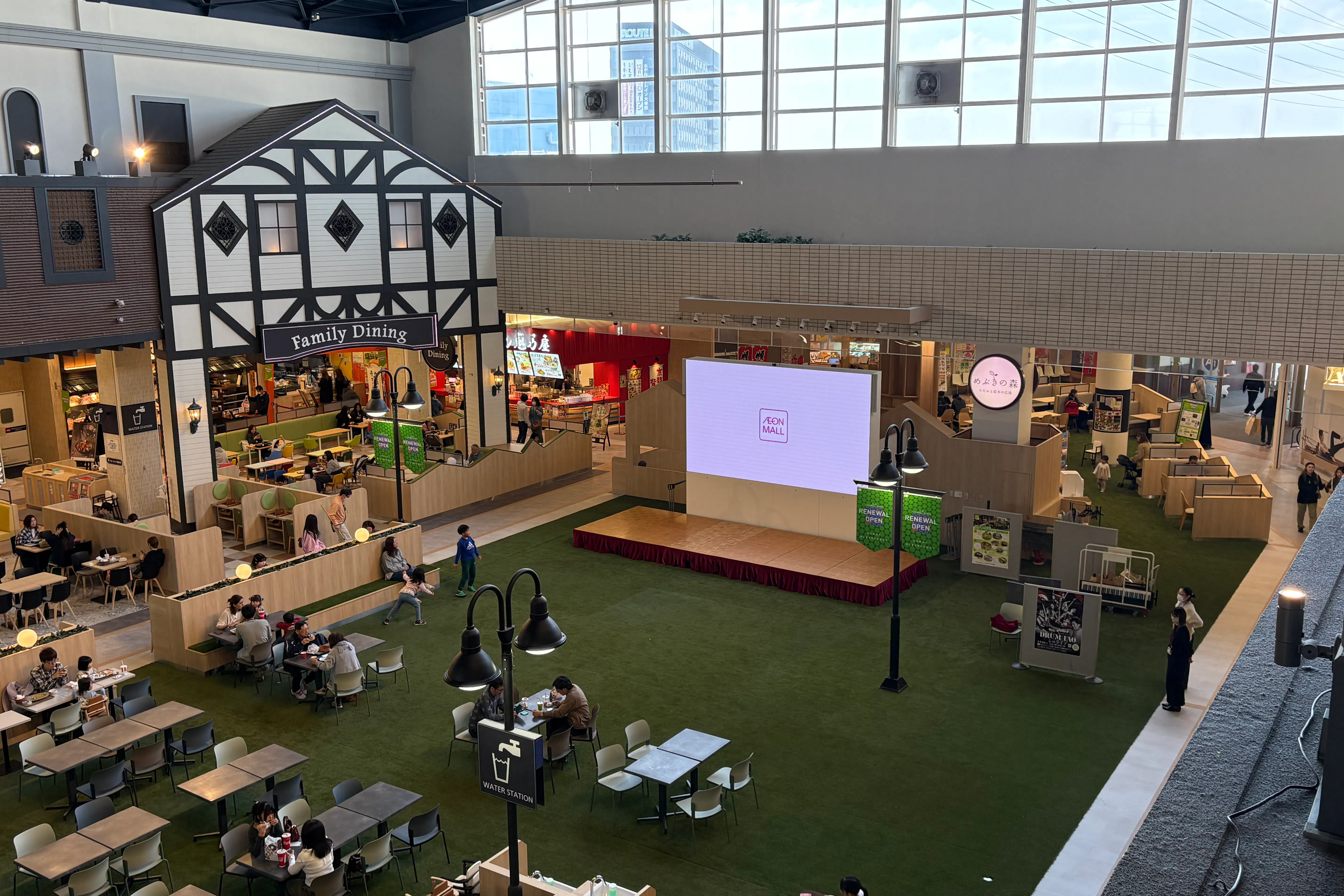 【イオンモール大牟田】ありあけコートステージ