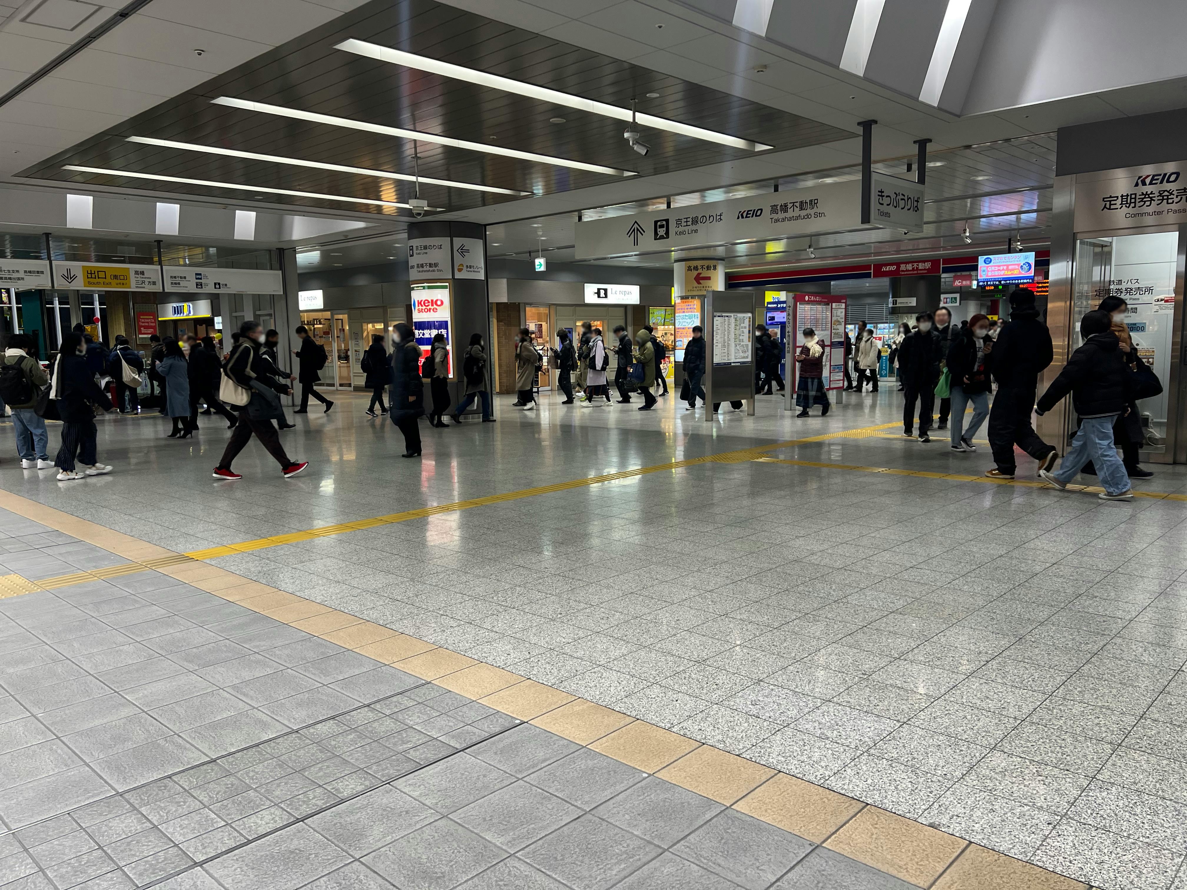【京王高幡ショッピングセンター】高幡不動駅直結　物販・食物販のポップアップストアやプロモーションに最適な改札正面のイベントスペース