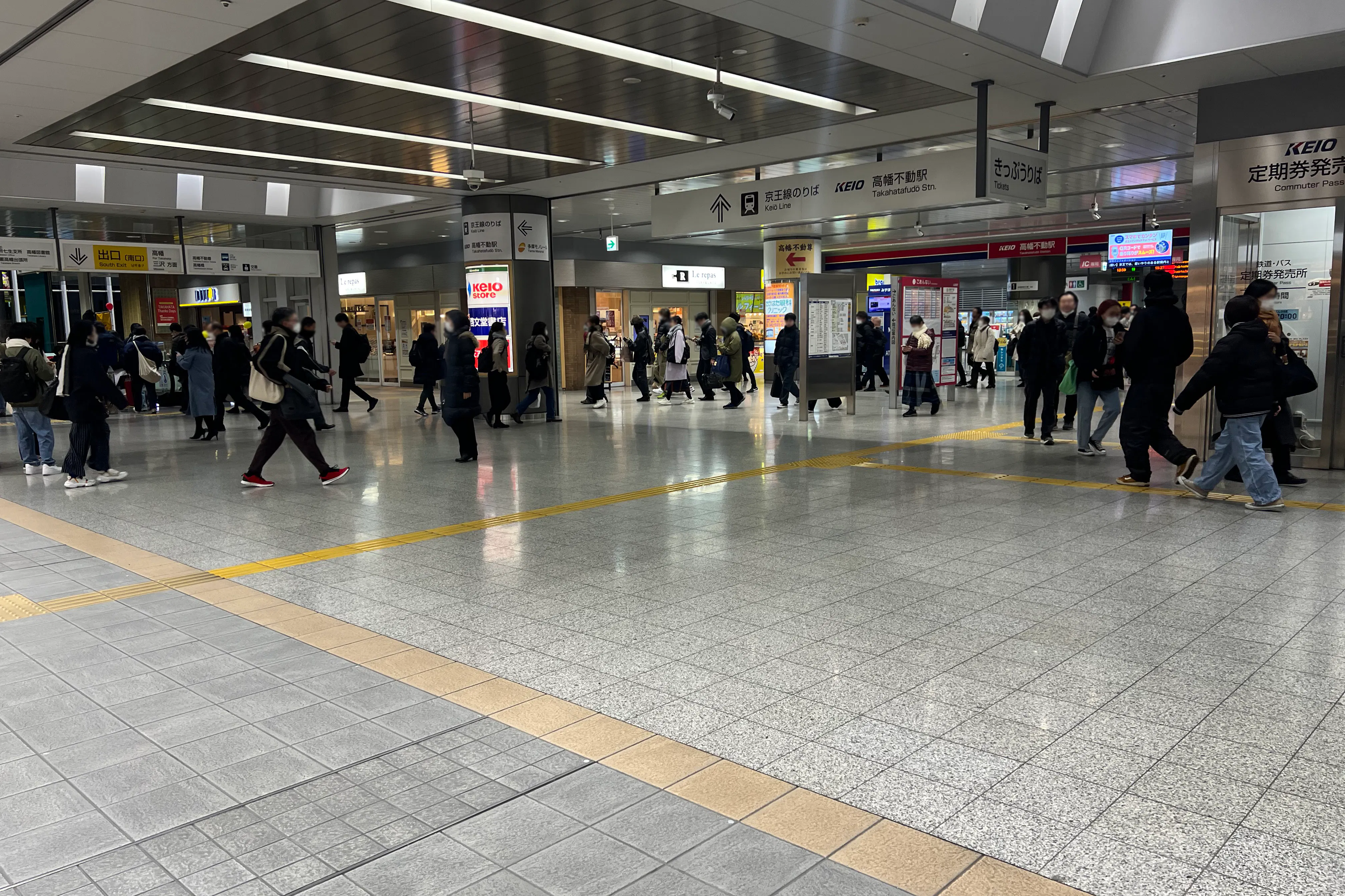 【京王高幡ショッピングセンター】高幡不動駅直結 物販・食物販のポップアップストアやプロモーションに最適な改札正面のイベントスペース