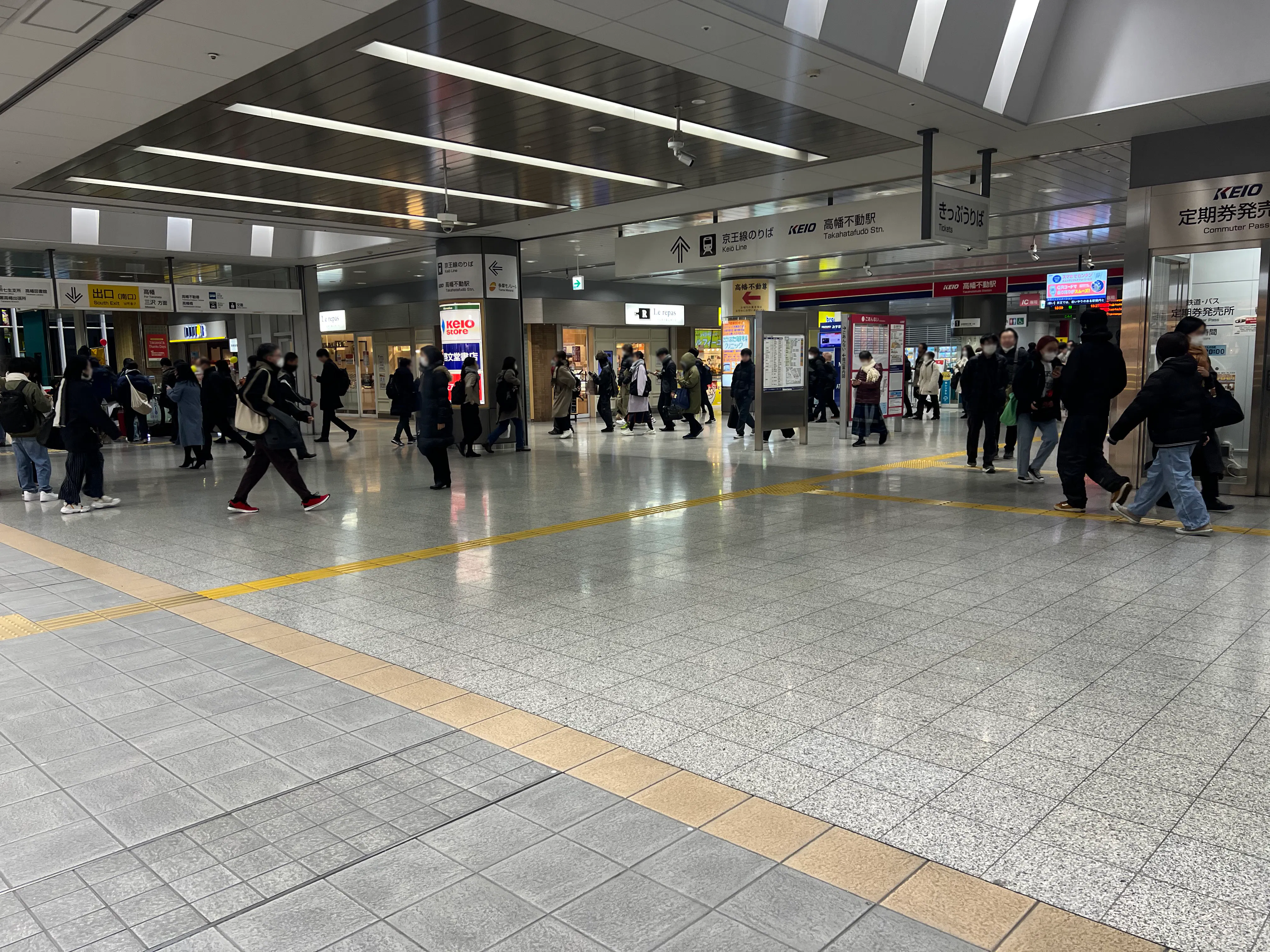 【京王高幡ショッピングセンター】高幡不動駅直結 物販・食物販のポップアップストアやプロモーションに最適な改札正面のイベントスペース