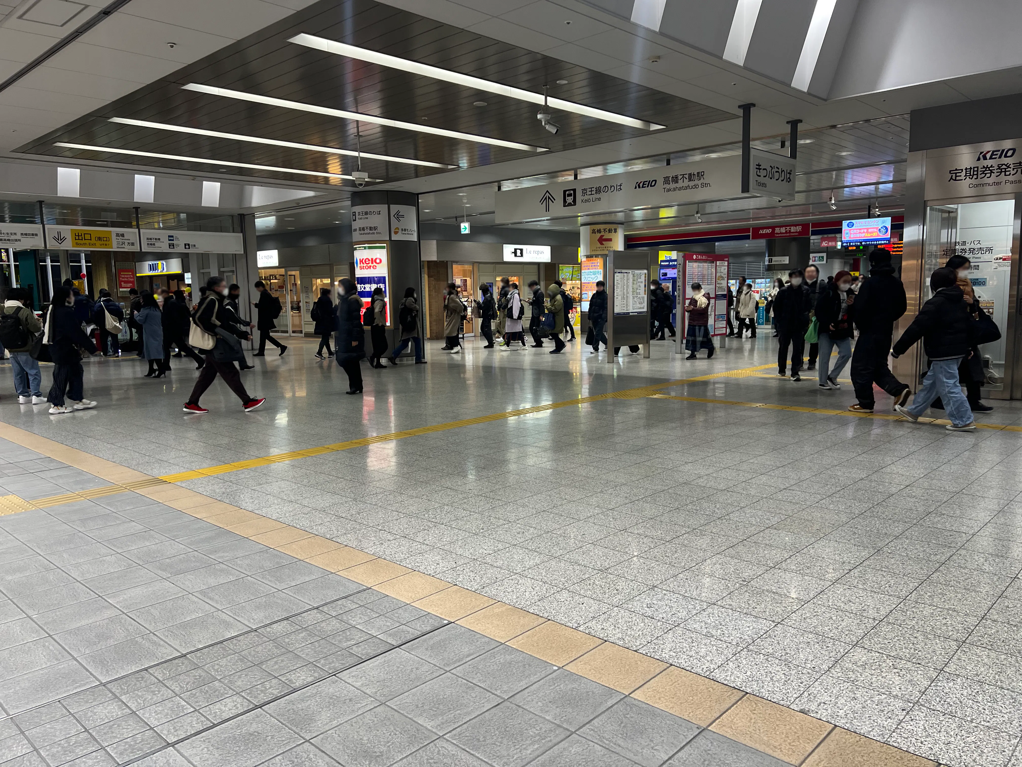 【京王高幡ショッピングセンター】高幡不動駅直結　物販・食物販のポップアップストアやプロモーションに最適な改札正面のイベントスペース