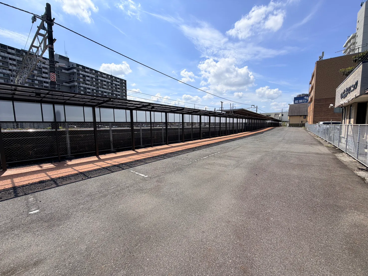 【ライズヴィル都賀山｜守山駅2分】駅ホーム横で視認性の高い屋外イベントスペース