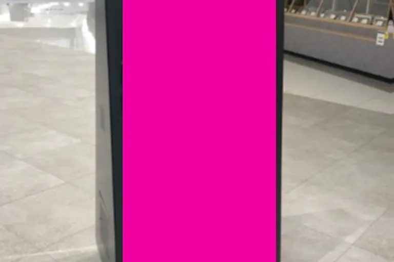 【イオンモール土岐】モール内広告 モールストリートビジョンの画像2