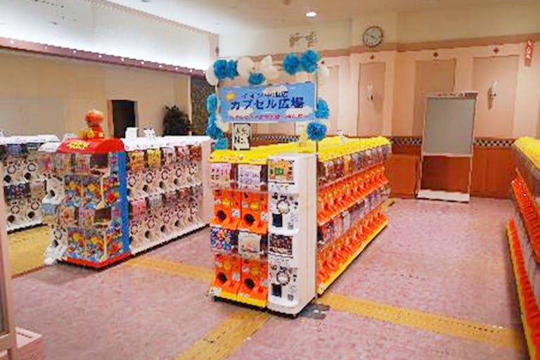 【イオン中仙店】プロモーションイベントや各種物販に最適な通行量が見込める施設1階正面入口付近にある屋外イベントスペースの画像2