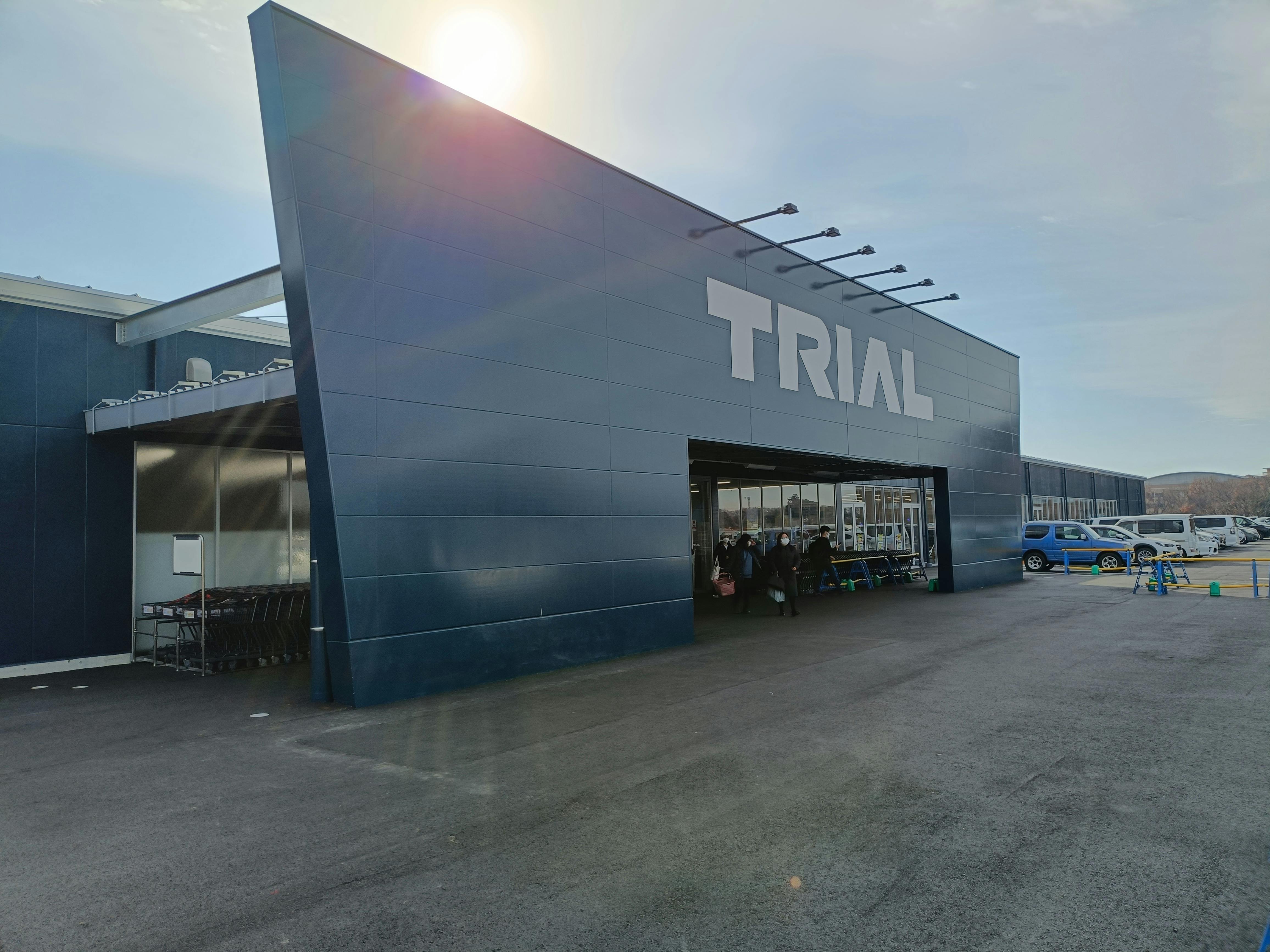 【メガセンタートライアル桜の郷店】販促プロモーションや物販/食物販に最適な  Ⓑ 屋内催事スペース②の画像