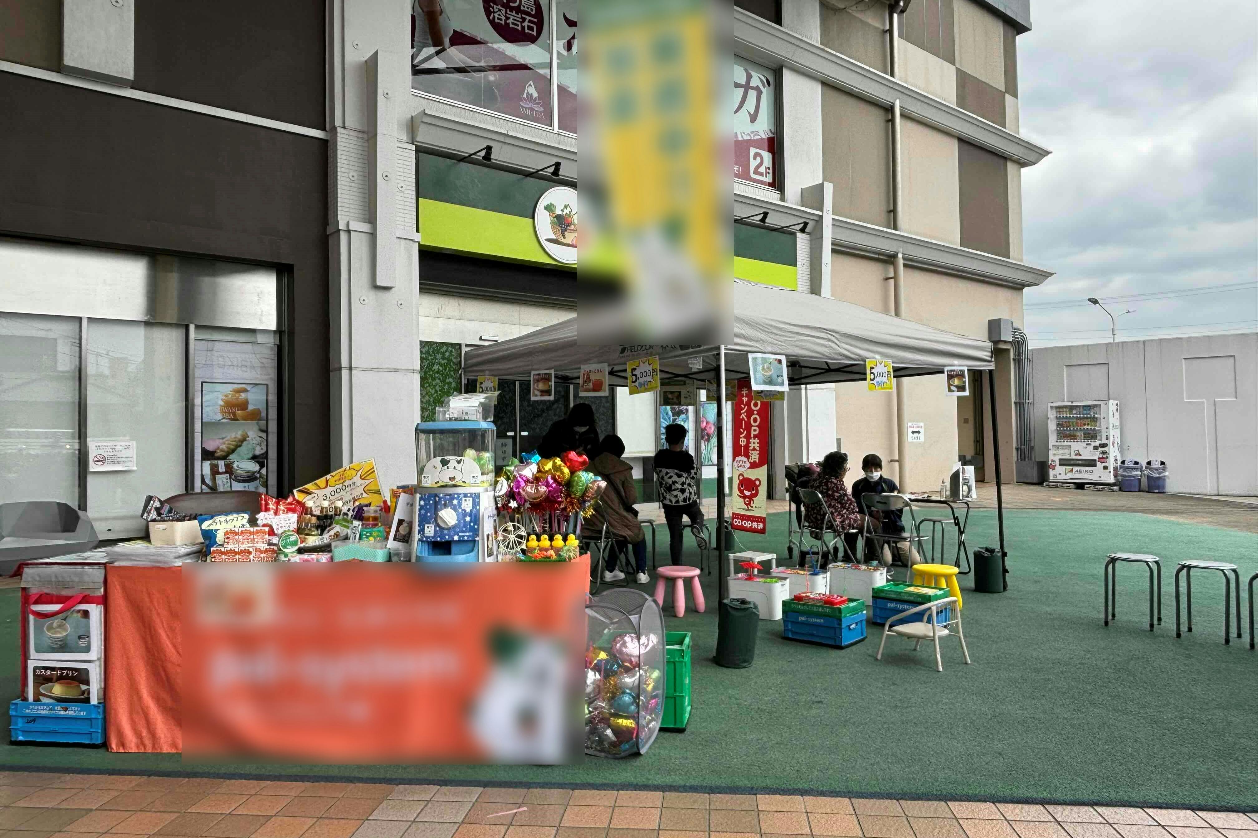 【あびこショッピングプラザ】プロモーションやワークショップトに適した地域密着型の商業施設1Fにある屋外イベントスペース(1Fガーデンコート/わくわく広場)