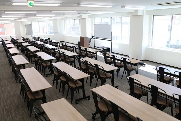 【蒲田駅4分】展示会や受注販売に最適な好立地な場所にある自然光溢れるレンタルスペースの画像3