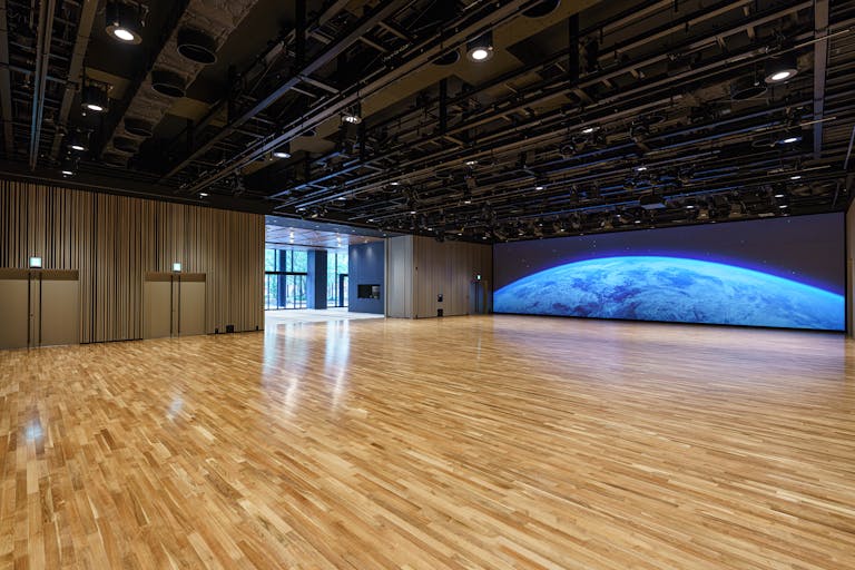 【東京ポートシティ竹芝】大型PRイベントや大型セミナーに最適な最新スペックを有するイベントスペース(ポートホール)の画像1