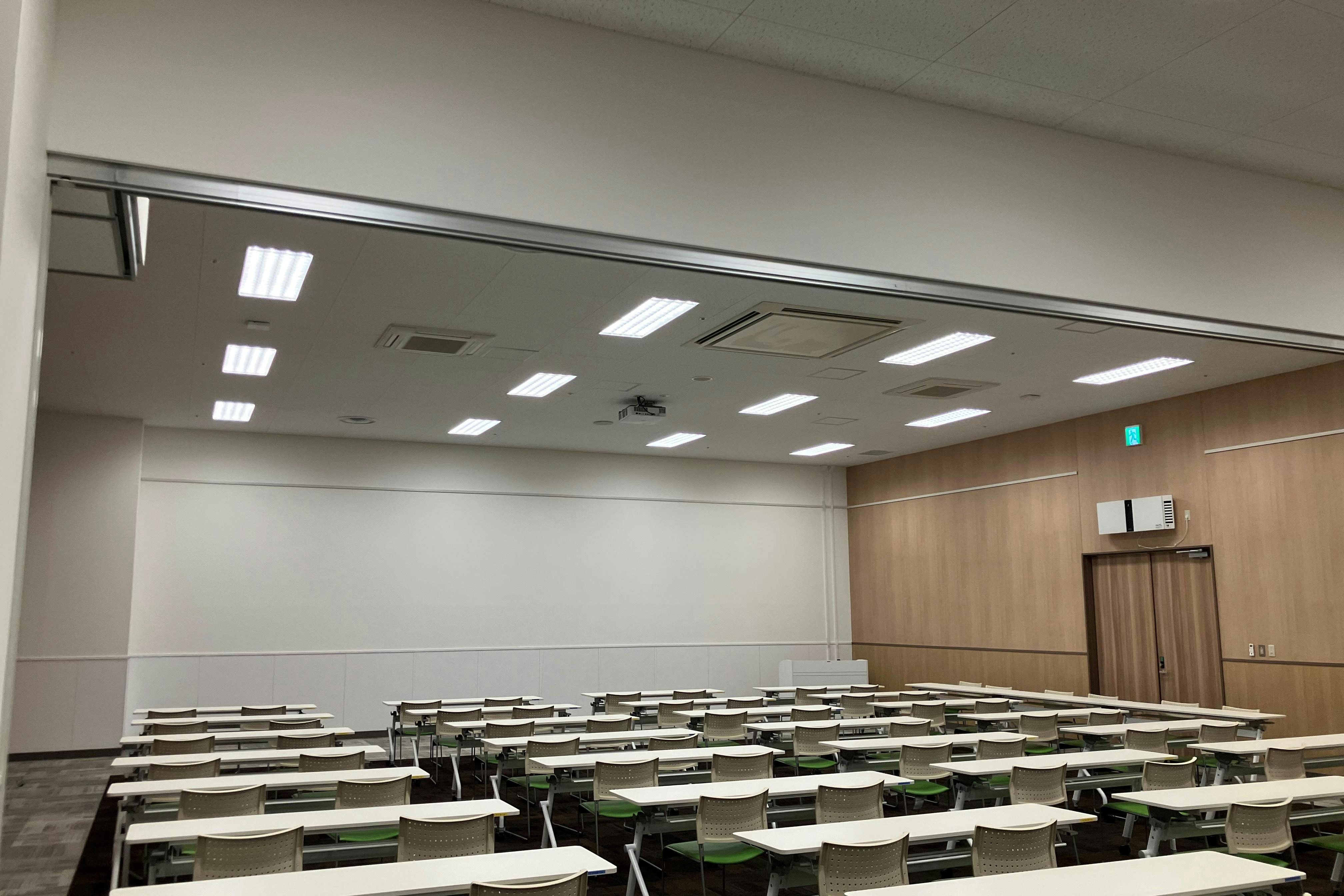 【イオンモール熱田】プロモーションイベントに最適な3F あつたハピネスホールBの催事イベントスペース