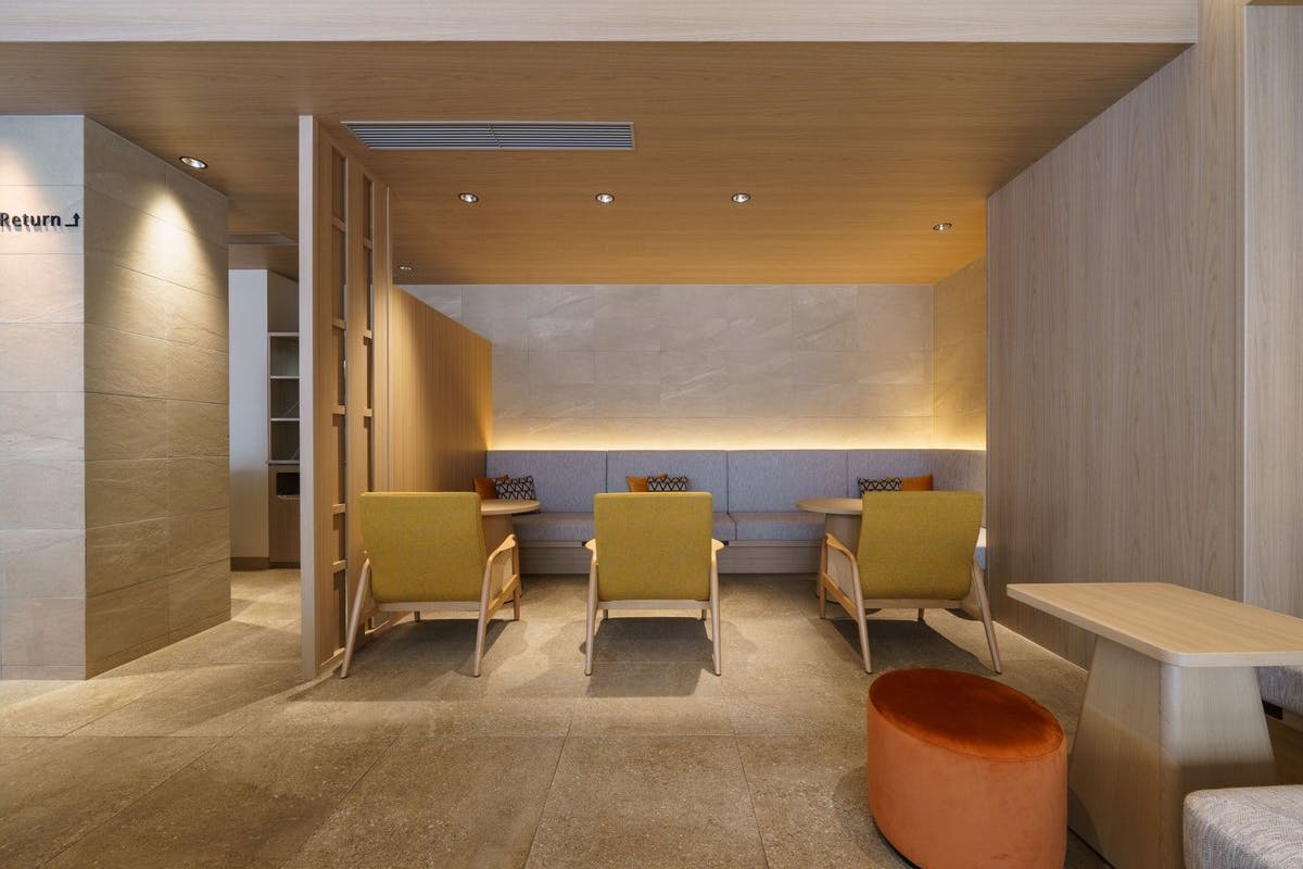 【すすきの駅3分/the b 札幌】販売会やプロモーションに最適な札幌の中心に位置するモダンなロビースペース