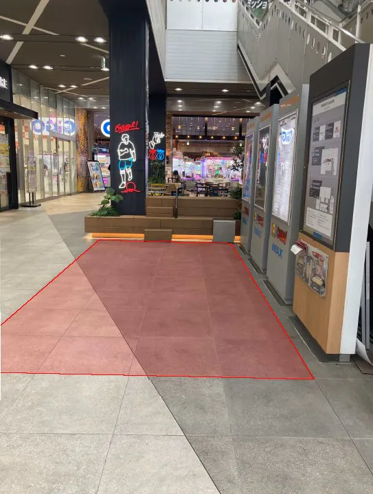 【マーケットスクエアささしま】1Fエスカレーター横で視認性良好なポップアップ、プロモーションに最適なイベントスペース（1階催事場）