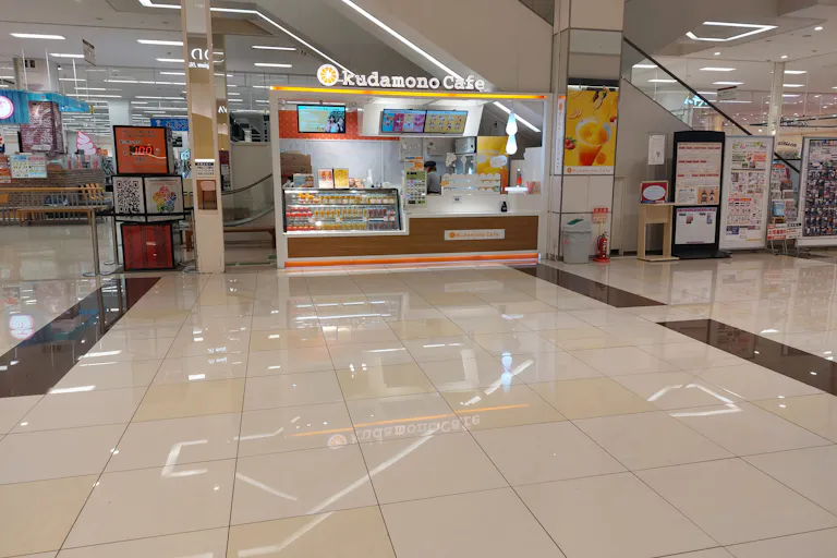 【イオンモール福岡】イーストコート横:くだものカフェ前催事場の画像1