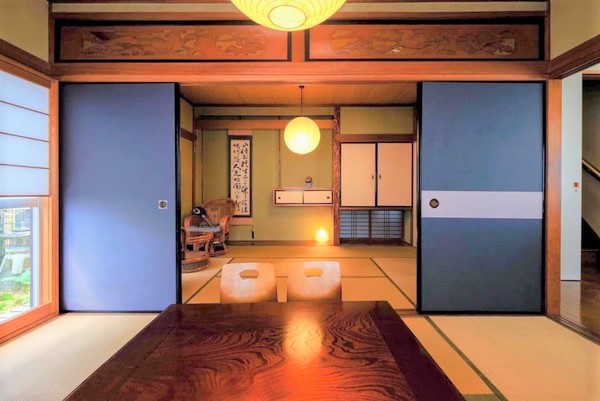 【徳島市中前川町】テストキッチンやワークショップに適したしたゲストハウス併設のイベントスペース