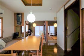 【徳島市中前川町】テストキッチンやワークショップに適したしたゲストハウス併設のイベントスペース