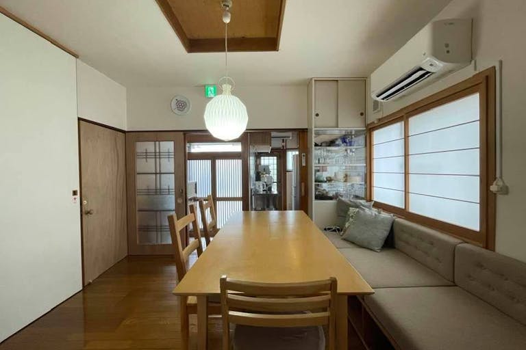 【徳島市中前川町】テストキッチンやワークショップに適したしたゲストハウス併設のイベントスペースの画像1