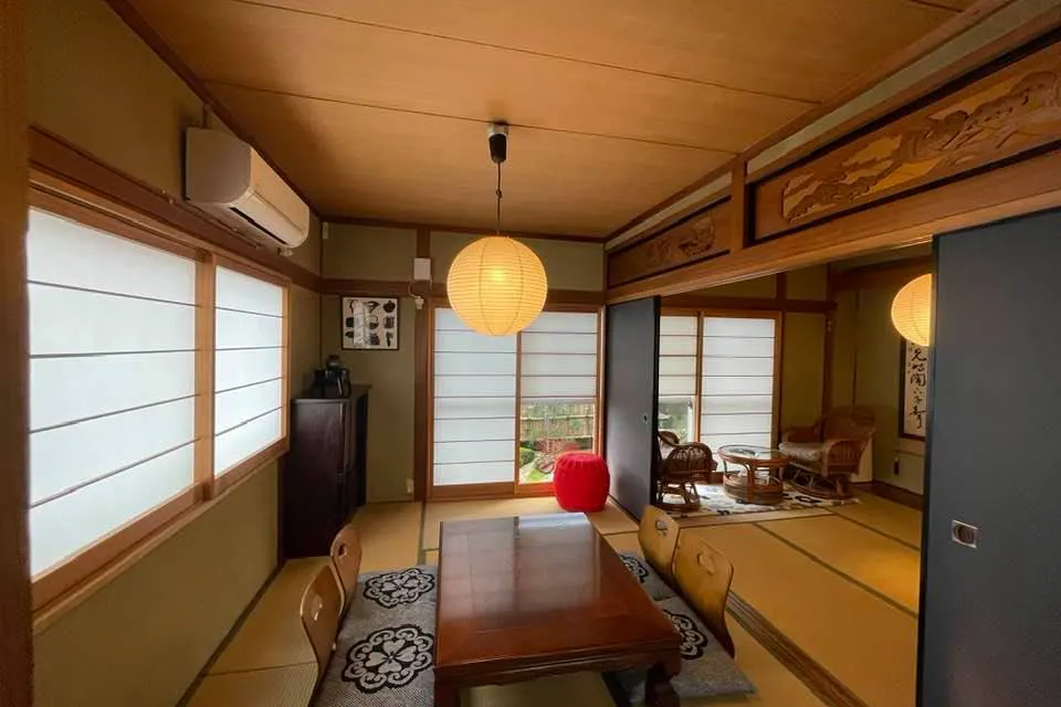 【徳島市中前川町】テストキッチンやワークショップに適したしたゲストハウス併設のイベントスペース