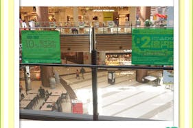 【イオンモール多摩平の森】モール内広告 吹き抜けガラス