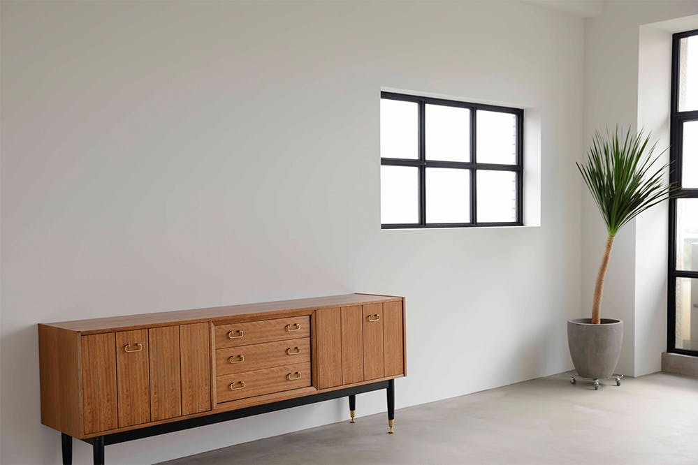 【浅草駅13分】展示会や撮影に最適な、開放感のある白壁・自然光が入る撮影スタジオ