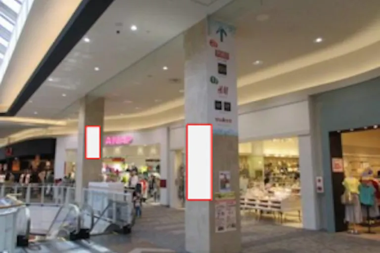 【イオンモール盛岡】モール内広告 柱巻きの画像1