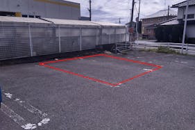 【サンデー花巻店】屋外駐車場 キッチンカーの出店に最適なホームセンター内駐車場の屋外イベントスペース