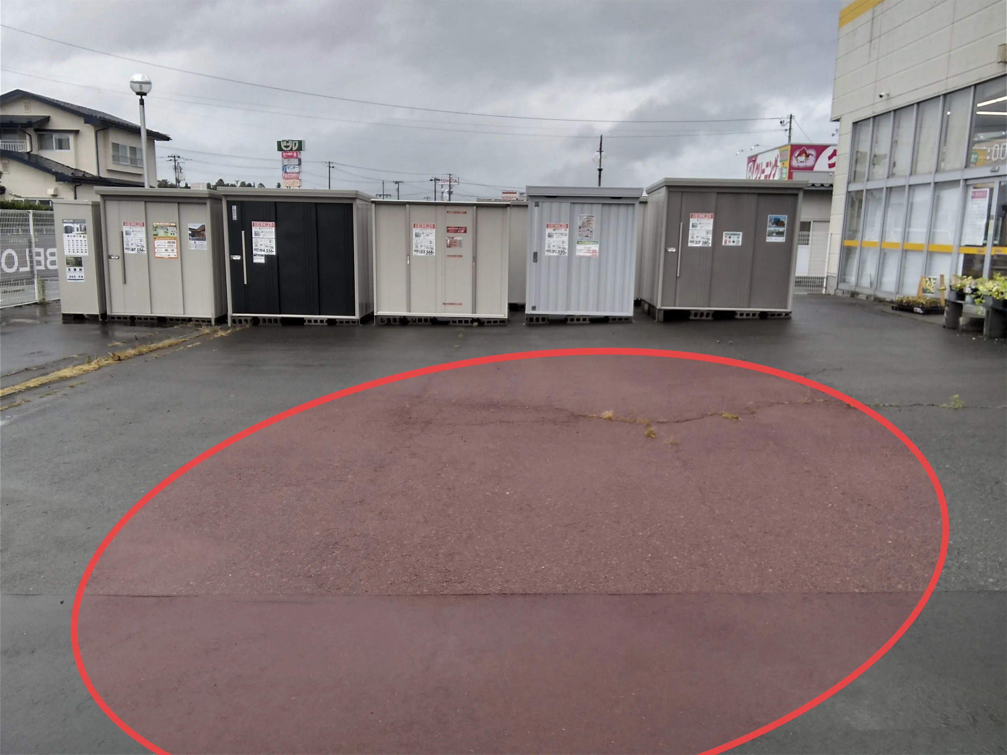 【サンデー花巻店】屋外駐車場 キッチンカーの出店に最適なホームセンター内駐車場の屋外イベントスペース