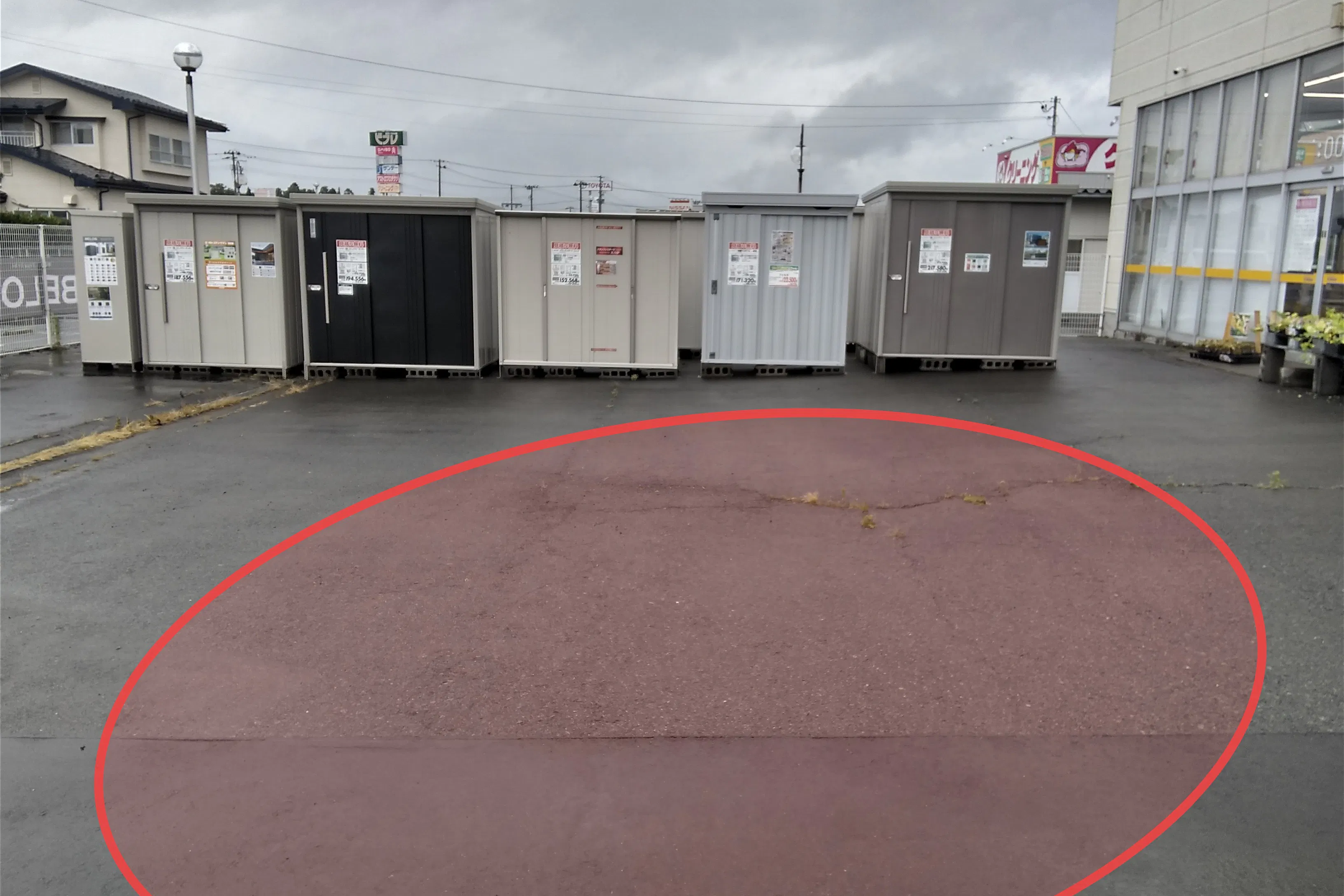 【サンデー花巻店】屋外駐車場 キッチンカーの出店に最適なホームセンター内駐車場の屋外イベントスペース