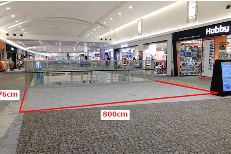 【イオンモール日の出】3階 イッカ前の画像1