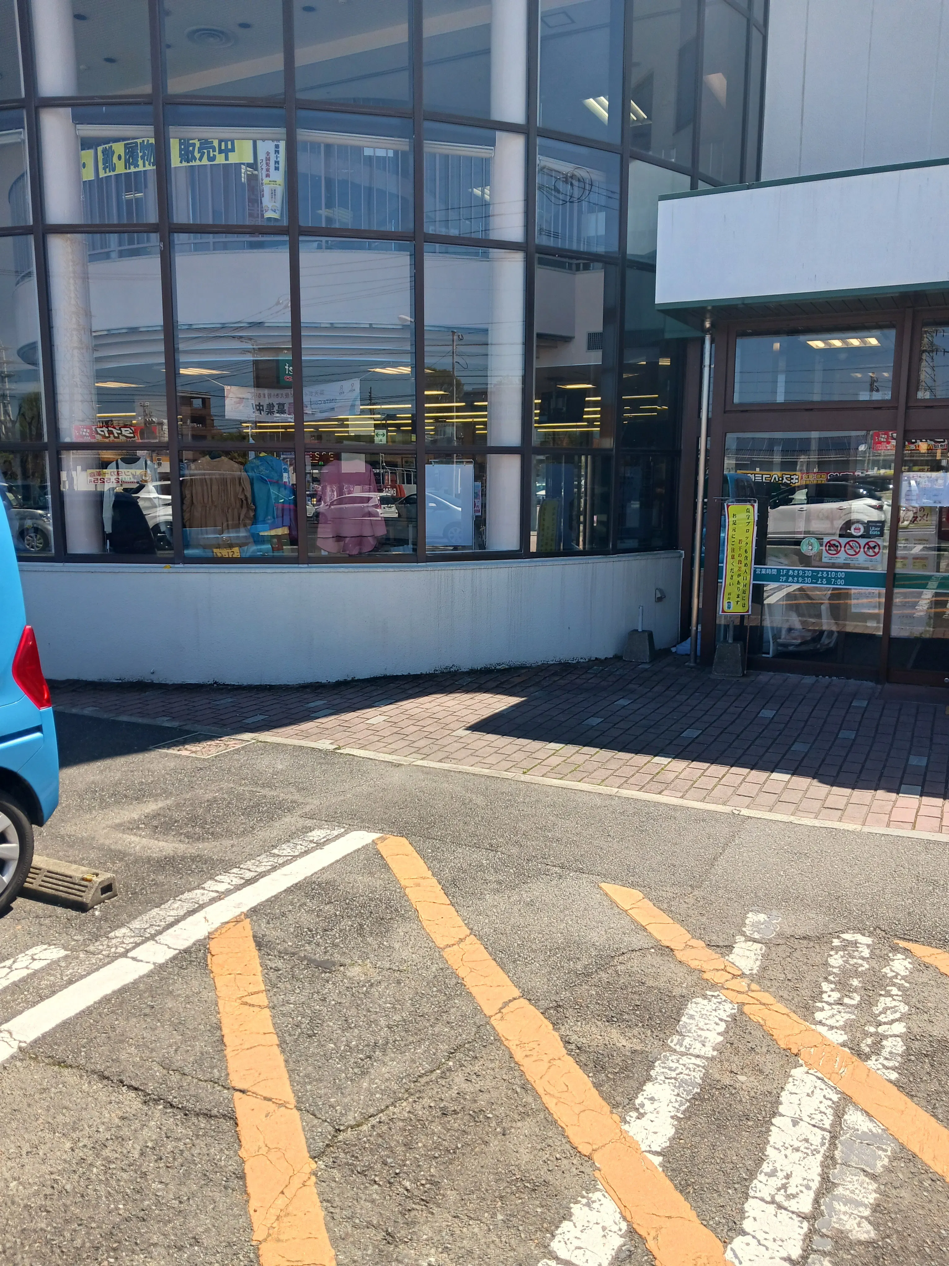 【レガネット牛頸】福銀ＡＴＭ前 販促プロモーションや物販に最適なスーパー屋外催事イベントスペース