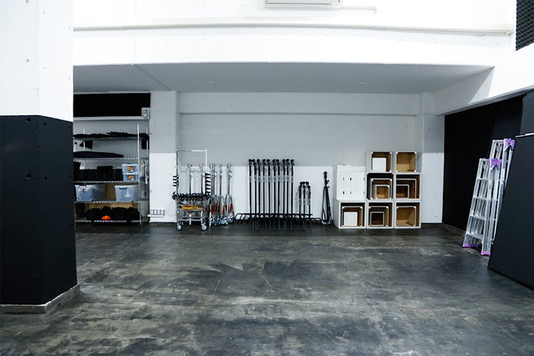 【祐天寺駅10分】撮影に適した撮影機材が豊富な白ホリゾンタルが特徴のスタジオの画像9